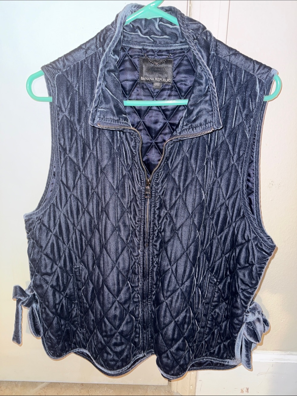 Banana Republic Quilted Dark Navy Vest with Side Ties